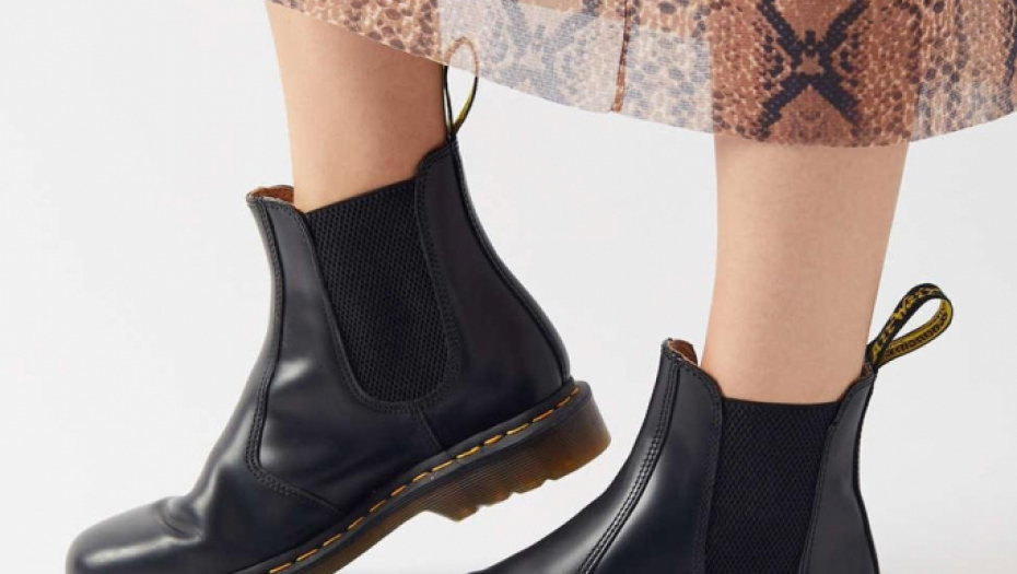 OVAJ TRIK VAM MOŽE POMOĆI Očistite obuću za čas