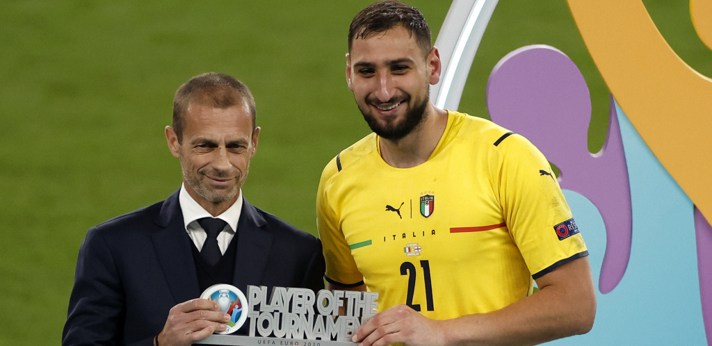 GOLMAN MOLIO NAVIJAČE Onda je osvanuo transparent sa strašnom porukom (FOTO)