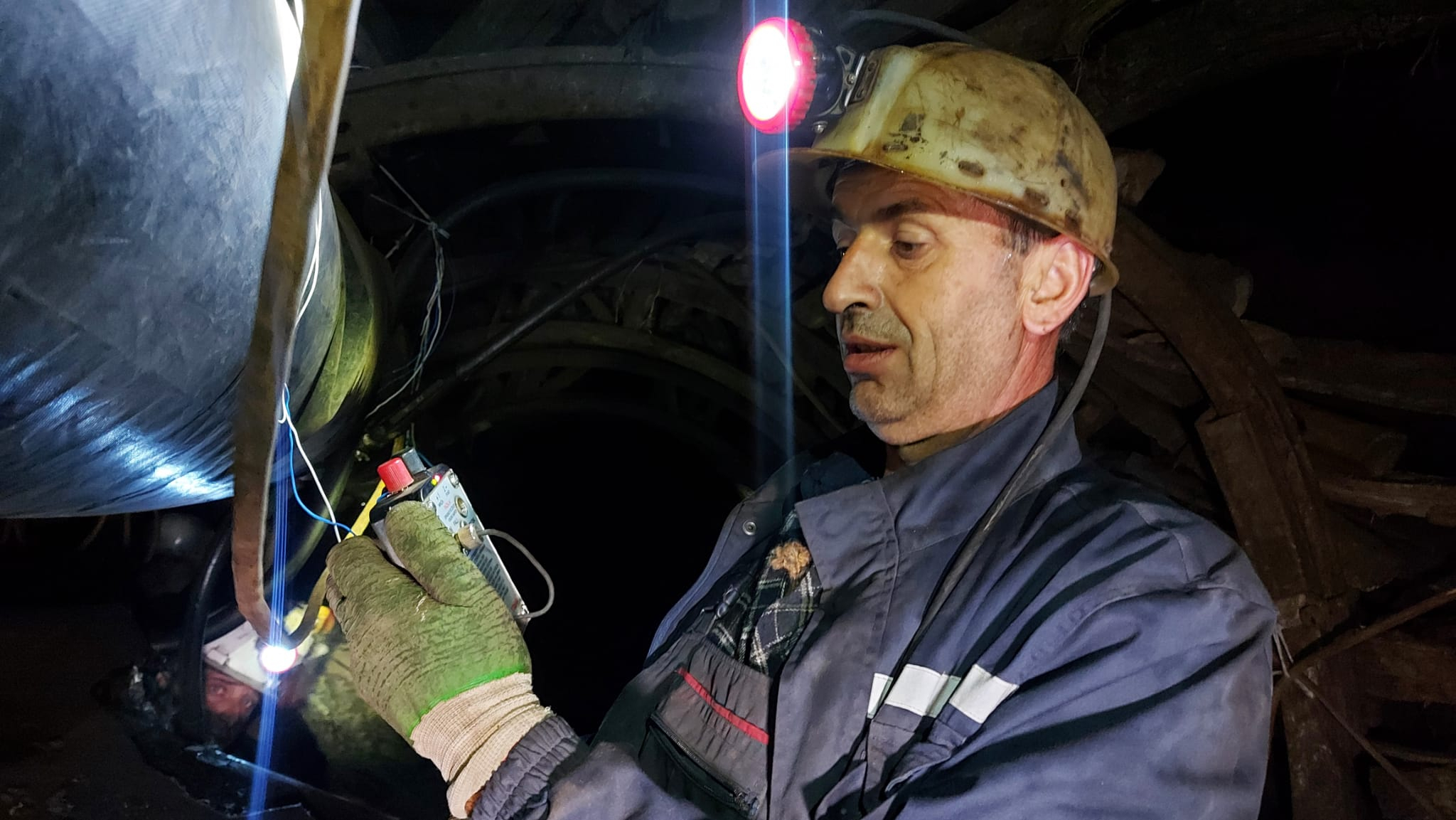 RUDNIK ŠTAVALJ SNABDEVA POLA SRBIJE ZA OGREV Iz jama dubokih hiljadu metara nadmorske visine kopa se najkvalitetniji ugalj (FOTO)