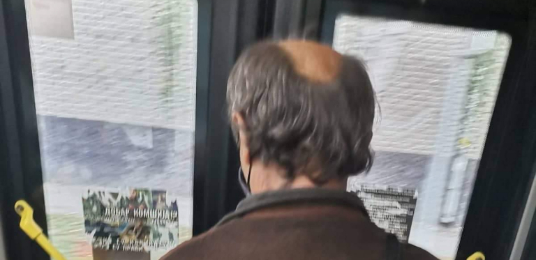 SLIKAO DECU U AUTOBUSU Sumnjivo lice među putnicima: Sugrađani preduzeli AKCIJU! (FOTO)