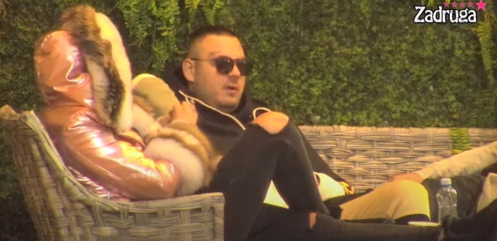 BOLI ME UVO I DA JE ŽENA AL KAPONEA, A NE DEJANOVA Filip ne odustaje od Dalile, ne zanima ga što je udata!