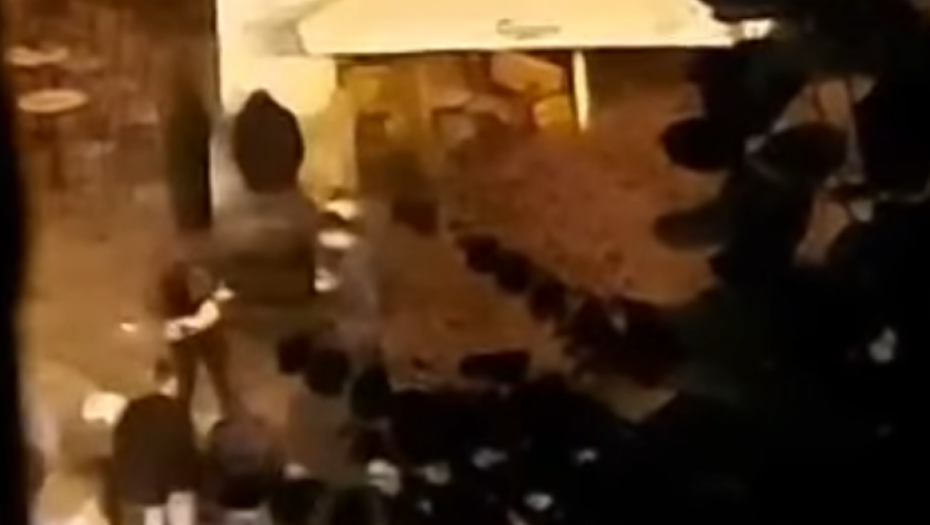 URINIRALI U CENTRU UŽICA Policija identifikovala mladiće koji su zgrozili javnost (VIDEO)