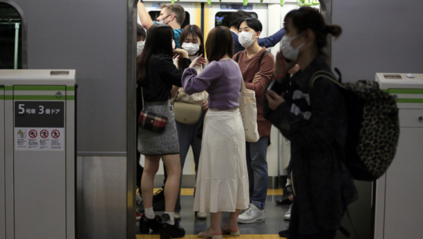 BILANS ZEMLJOTRESA U JAPANU Najmanje 17 ljudi povređeno (FOTO)