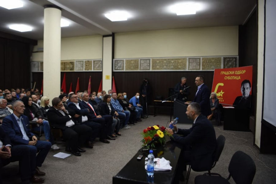 MINISTAR VULIN Ako SNS ne kandiduje Vučića za predsednika, to znači da se slomio pod pritiskom velikih sila