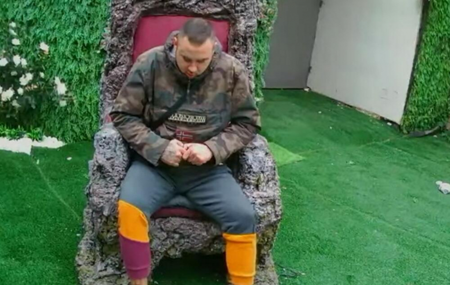 PREPUSTIĆU SE NJOJ Car priznao da se nenormalno zaljubio i kako se oseća u prisustvu Dalile, Dejan ga apsolutno ne interesuje više!