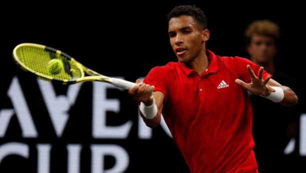 KANAĐANIN FURIOZNO DO PRVE TITULE! Ože-Alijasim isprašio Cicipasa u finalu Roterdama! (VIDEO)