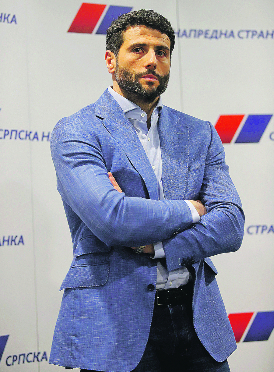 NOSILAC IZBORNE LISTE SNS ZA BEOGRAD O PODRŠCI EPISKOPA NEMAČKOG OPOZICIONOM KANDIDATU Šapić: A šta bi bilo da mene podrži Porfirije?