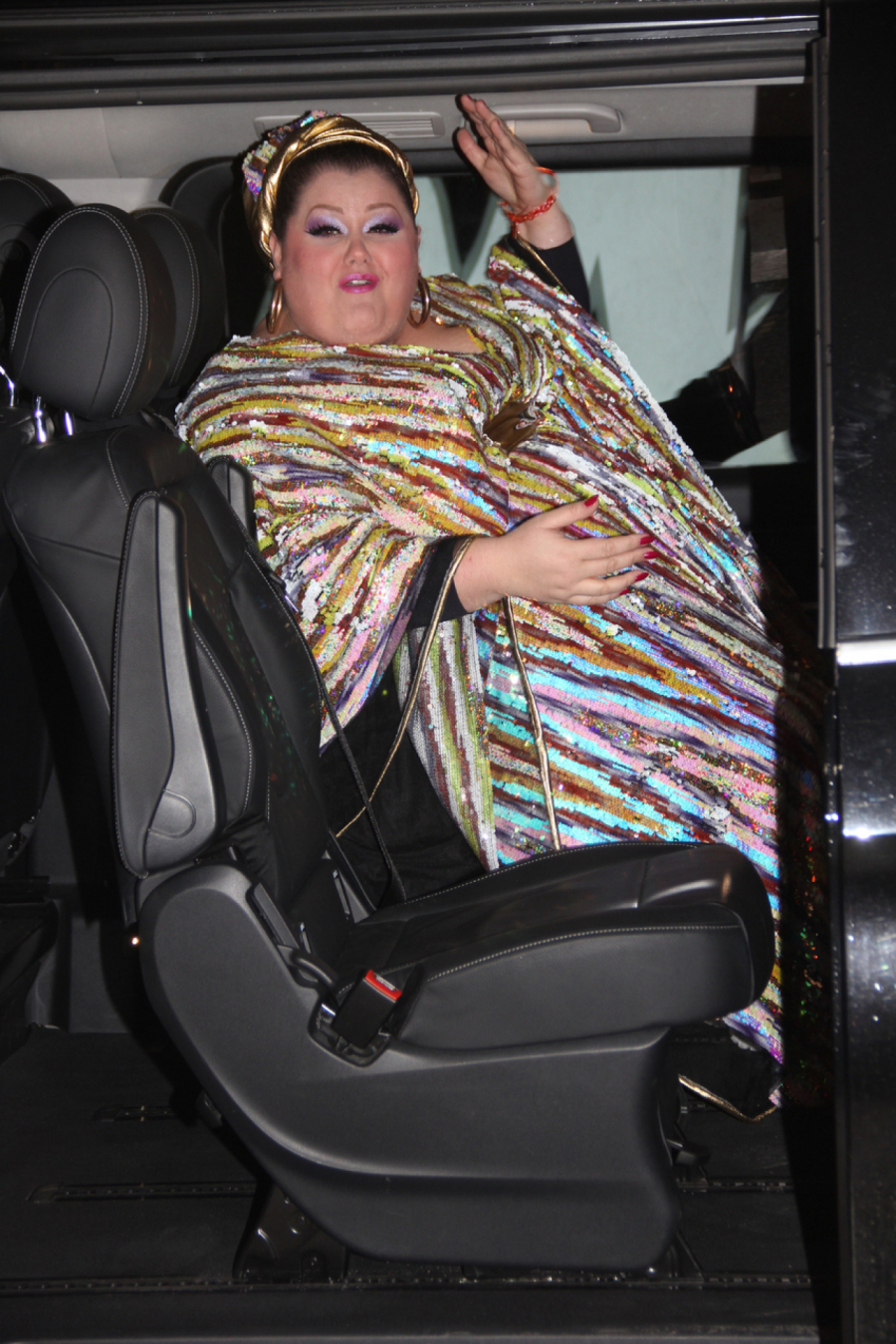 BOJANA STAMENOV IZGUBILA 45 KILOGRAMA! Pevačica se prepolovila, evo kako sada izgleda!