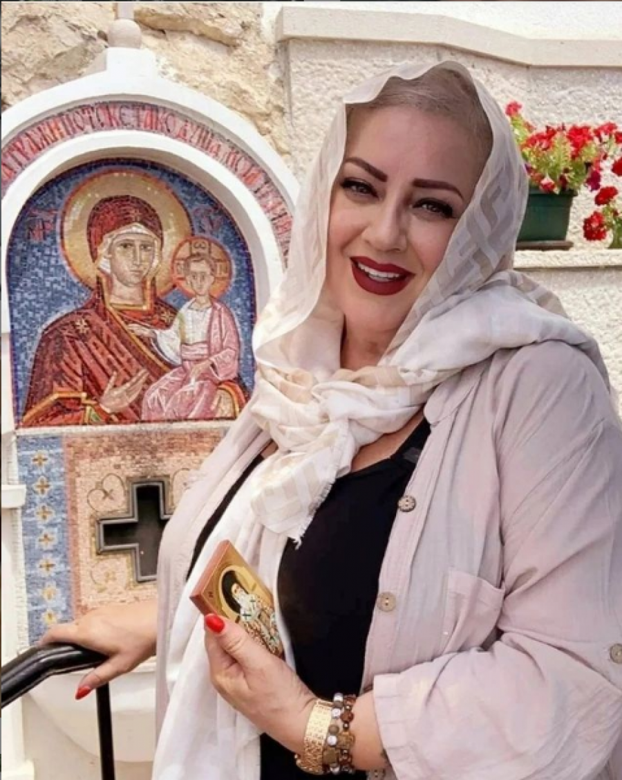 SAŠU POPOVIĆA HTELA DA BIJE, NAZVALA GA KLOŠARČINOM Vesna Rivas obelodanila tajne Dragojevića, pa oplela po koleginicama sa estrade!