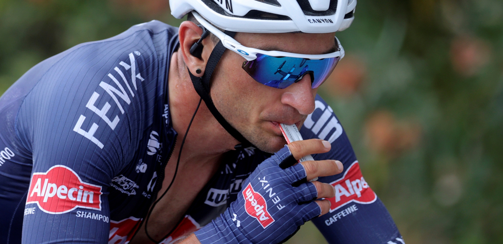 STRAVA I UŽAS Vrhunski sportista napadnut mačetom u sred Londona, objavio slike teških povreda (FOTO)