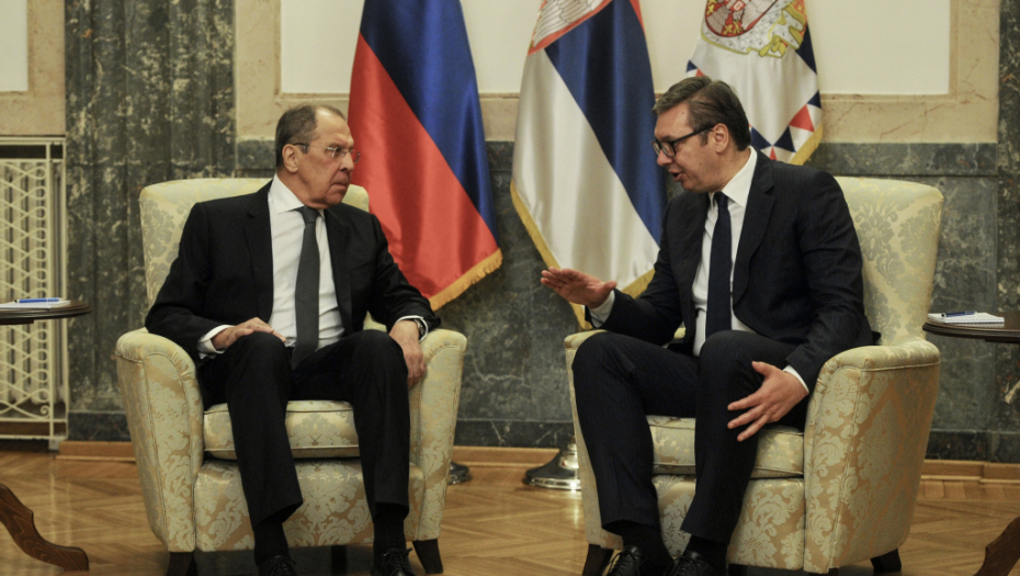 NEZAPAMĆENI PRITISAK NA PREDSEDNIKA SRBIJE Vučiću, ako Lavrov dođe u Srbiju dobićeš udarac od kojeg se nećeš oporaviti!