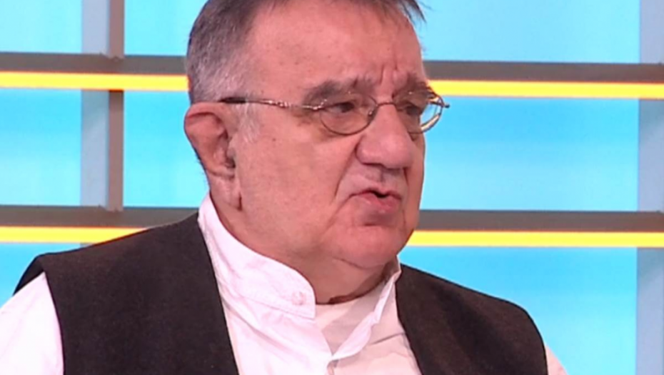 DOKTOR PERIŠIĆ UPOZORIO Ovu vodu ne smeju da piju srčani bolesnici, evo koja je najbolja za zdravlje