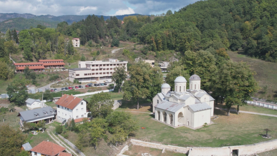 RUSKINJA JE U SRPSKOM MANASTIRU NAŠLA JEDINI SPAS Nakon izlečenja je načinila potez vredan divljenja