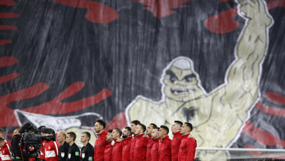 KOMPLEKSAŠI! Albanci igrali protiv Poljske, a vređali Srbiju: Čeka se reakcija UEFA!