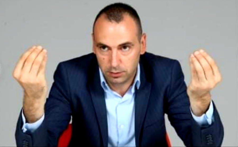 POSLANICI DS PROMOVIŠU NASILJE U PARLAMENTU: Lutovac hoće da šamara naprednjake, Rakićeva da ih juri po ulicama!