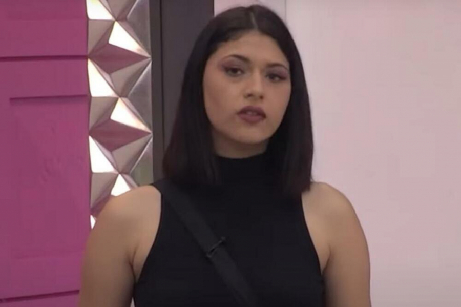 MILICA UVALILA MENSURA U PROBLEME Zadrugar eksplodirao i sve joj sasuo u lice