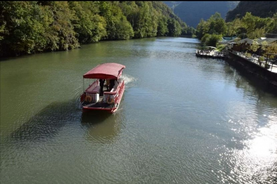 SRPSKI DRAGULJ POSTAJE MALA ŠVAJCARSKA Lekovita voda i srednjovekovni manastiri veliki turistički potencijal (FOTO)