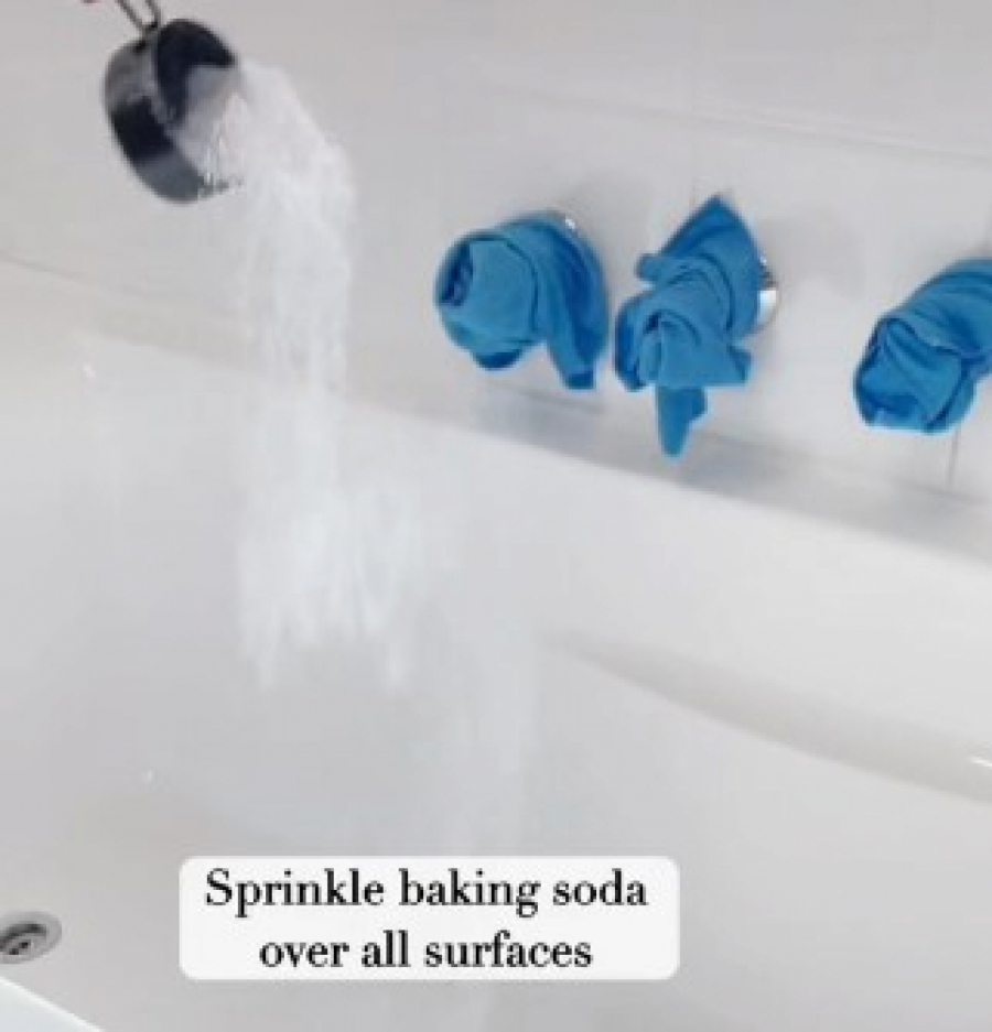 NIKAD BRŽE Smesa od tri sastojka, za par minuta vrtitće stari sjaj vašoj kadi