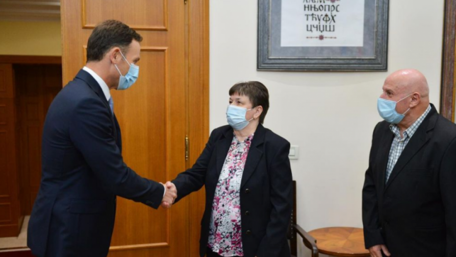 Mali uručio ključeve stana Stanici Smiljković (FOTO)