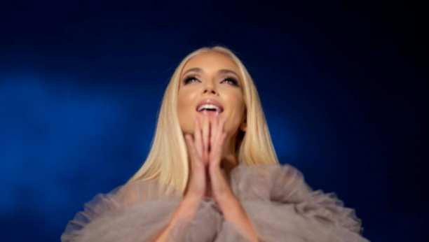 NIJE SVE IDEALNO Pevačica progovorila o krizi u braku, priznaje da nema hrabrosti za ovo, a mnoge žene bi se složile sa njom