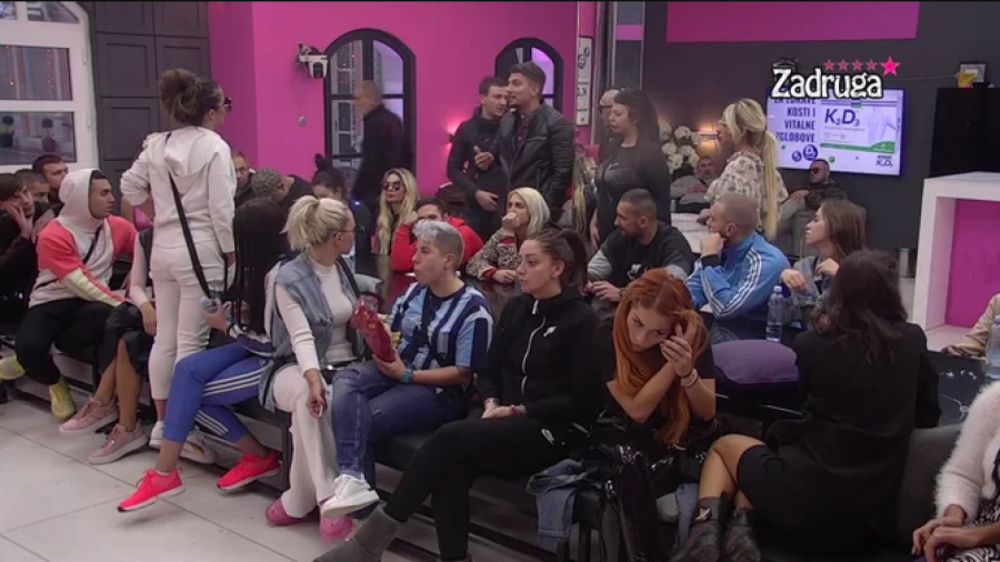 MORALNA BUDALO, IDI SPASI BRAK! Sandra optužila Dalilu da je ljubomorna na nju zbog Cara, zadrugari se obrušili na nju!