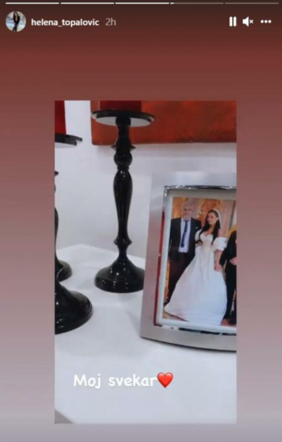 VIŠE GA NE KRIJE?! Helena Topalović konačno objavila fotku sa suprugom, razmenjuju nežnosti javno!
