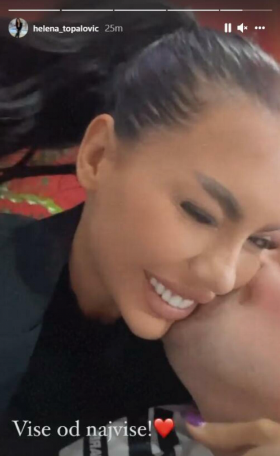 VIŠE GA NE KRIJE?! Helena Topalović konačno objavila fotku sa suprugom, razmenjuju nežnosti javno!