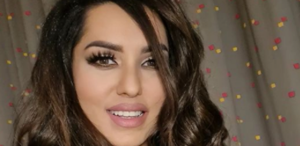 TANJA SAVIĆ POKAZALA S KIM PROVODI VREME Pevačica s njima uživa kad nije sa sinovima!