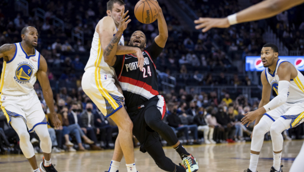 JOŠ JEDNA ODLIČNA PARTIJA BJELICE! Voriorsi nastavili sjajan niz, Bobijev Dalas srušio šampiona!