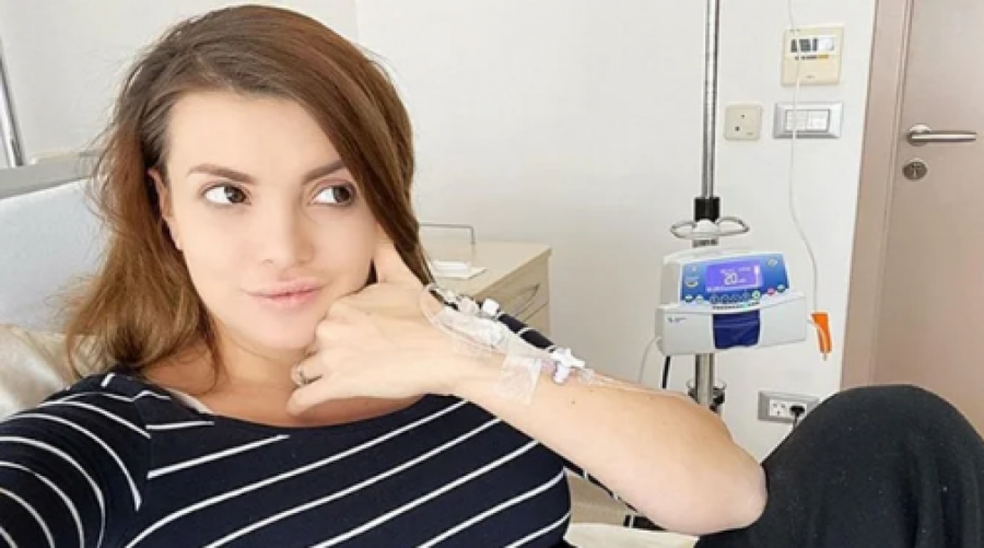 OPET OTIŠLA POD NOŽ! Ćerka Dina Dvornika napipala cistu, pa odlučila da poseti plastičara i ugradi silikone!