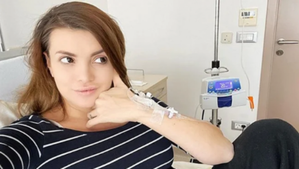 DOĐE MI DA PLAČEM! Ćerki Dina Dvornika se oduzela vilica, otkrila kroz šta prolazi i šokirala pratioce! (VIDEO)