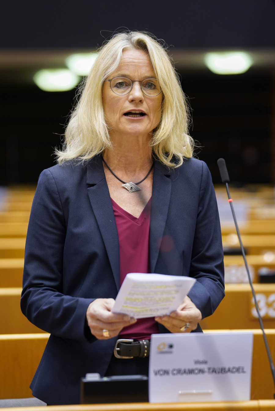 TIRADA NA SRBIJU Evroposlanica optužila našu zemlju za 