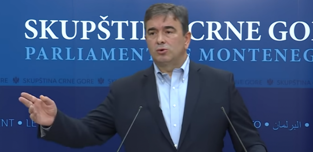MEDOJEVIĆ OTKRIO DA LI ĆE PASTI VLADA Hoće li Dritan Abazović biti novi premijer?
