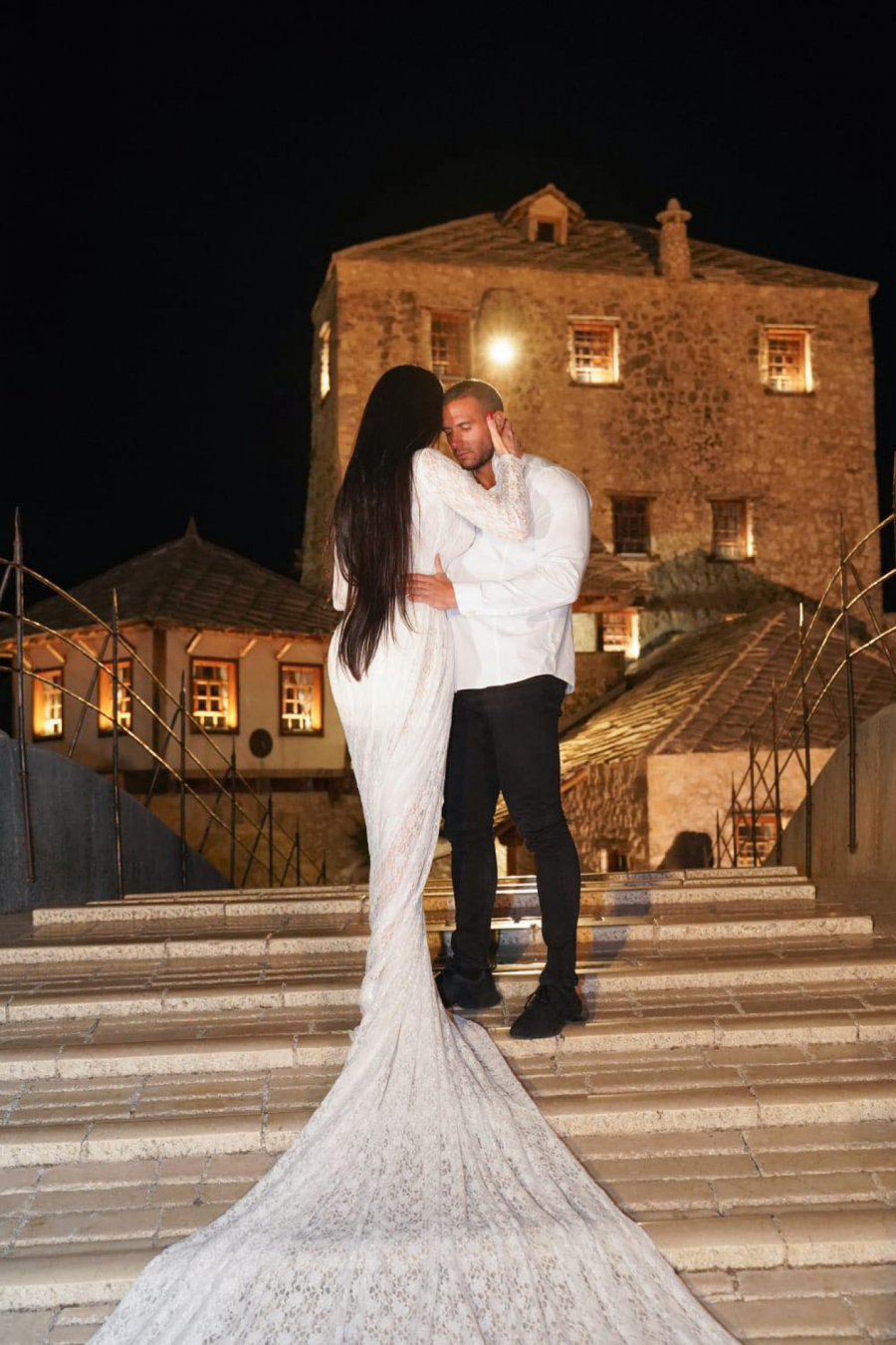 ŠOKANTAN OBRT! Elektra Elit razvodi se nakon dva meseca braka, ovo je razlog!