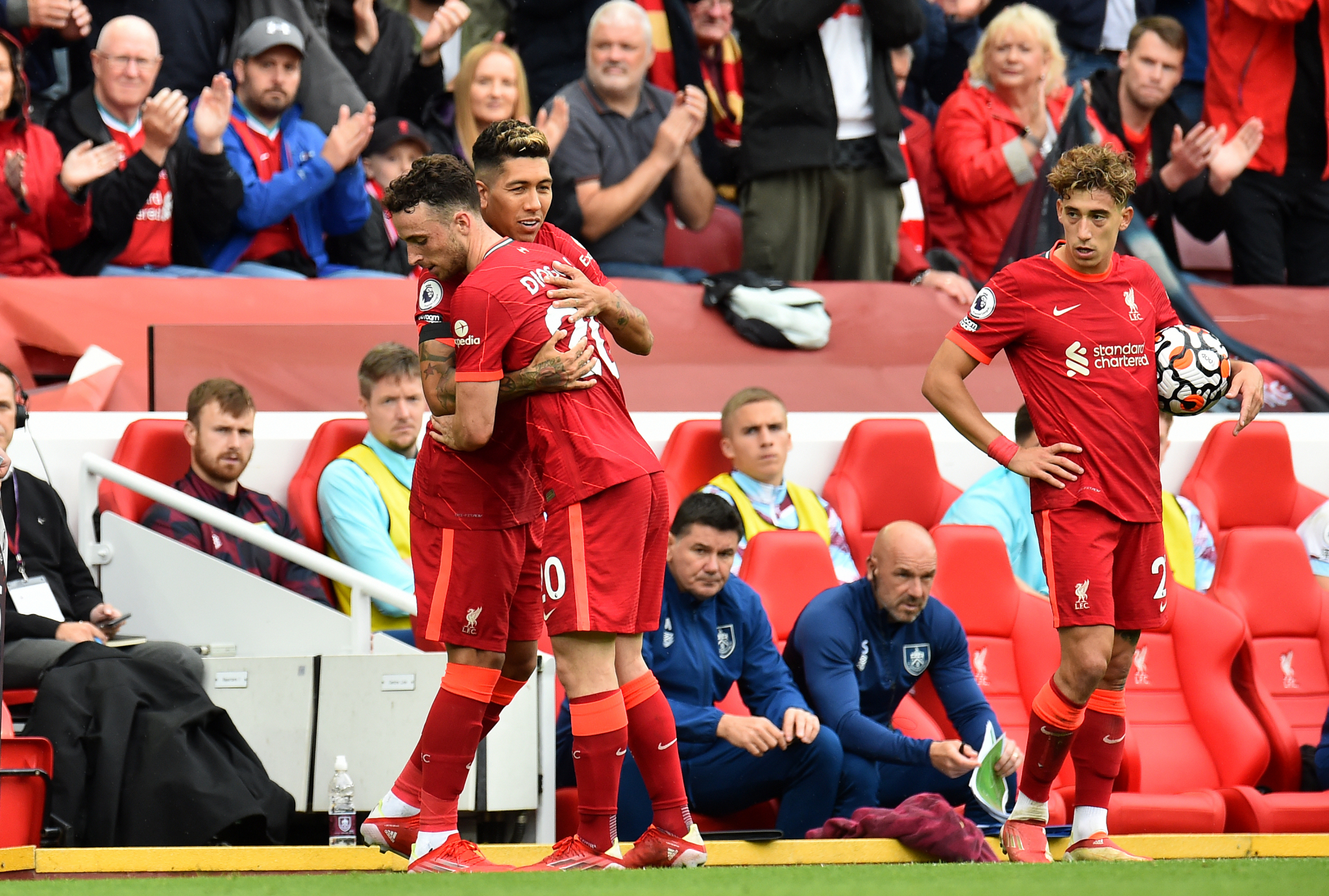 SPREMA SE VELIKA TRAMPA Liverpul i Barselona razmenjuju igrače, Holanđanin za Brazilca