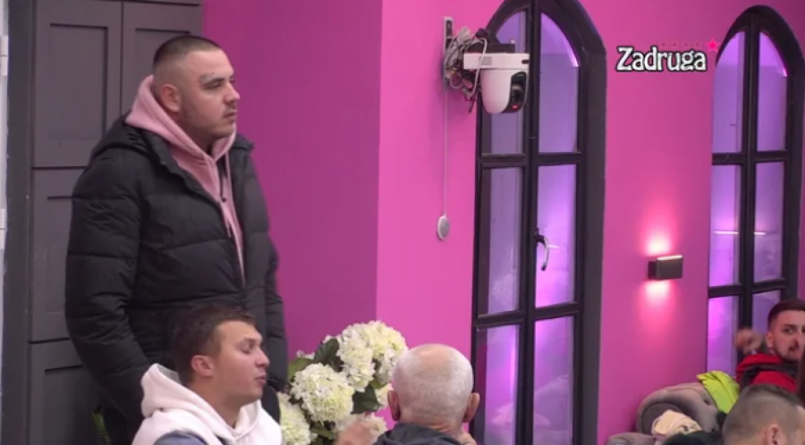 CAR RASKRINKAO DALILU! Filip otkrio da je trebalo da imaju tajni razgovor u šteku, Dalila napravila haos!