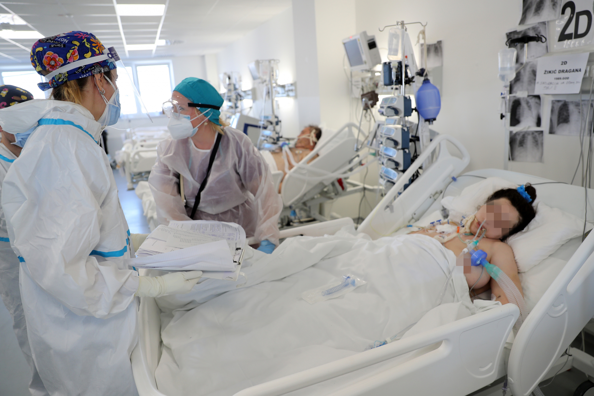 DR ANA GLIGIĆ ZAPUŠILA USTA ANTIVAKSERIMA: Smatra da epidemija kovida može samo u dva smera