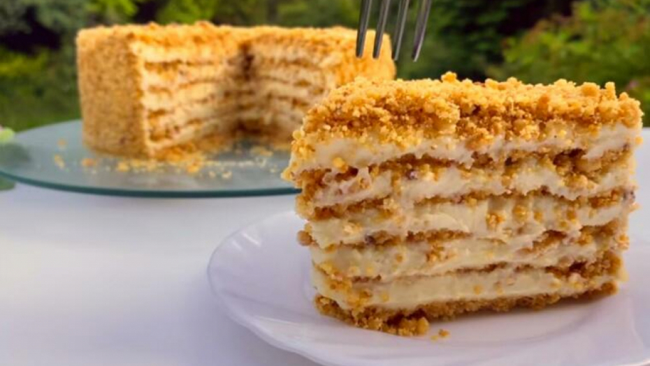FANTASTIČNA SLADOLED TORTA: Uopšte se ne peče, prava harmonija ukusa!