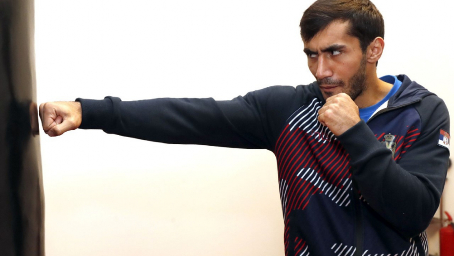 JEDNA DUŠA ZAUVEK! Rusi boksuju za Srbiju