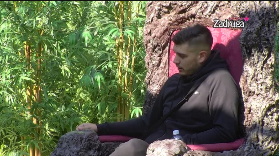 DEJAN OKREĆE NOVI LIST Dragojević odustao od borbe za Dalilu, ne može da joj pređe preko svega!