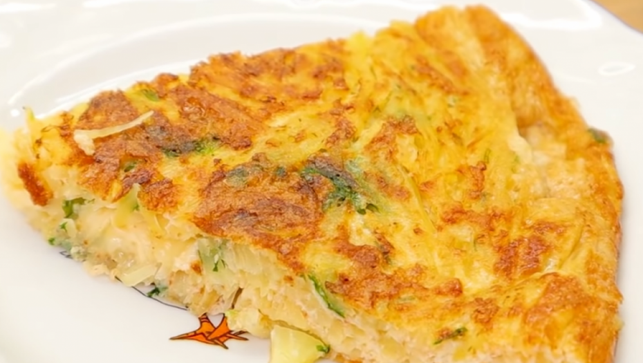 JEFTIN OBROK ZA SVAČIJI DŽEP: Neobičan omlet od krompira i sira, preukusan, a sprema se brzo