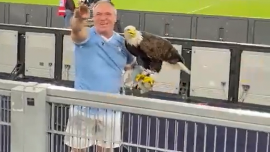 SKANDAL TRESE ITALIJU! Isplivao snimak, sokolar podigao fašistički pozdrav, Lacio ga suspendovao (VIDEO)