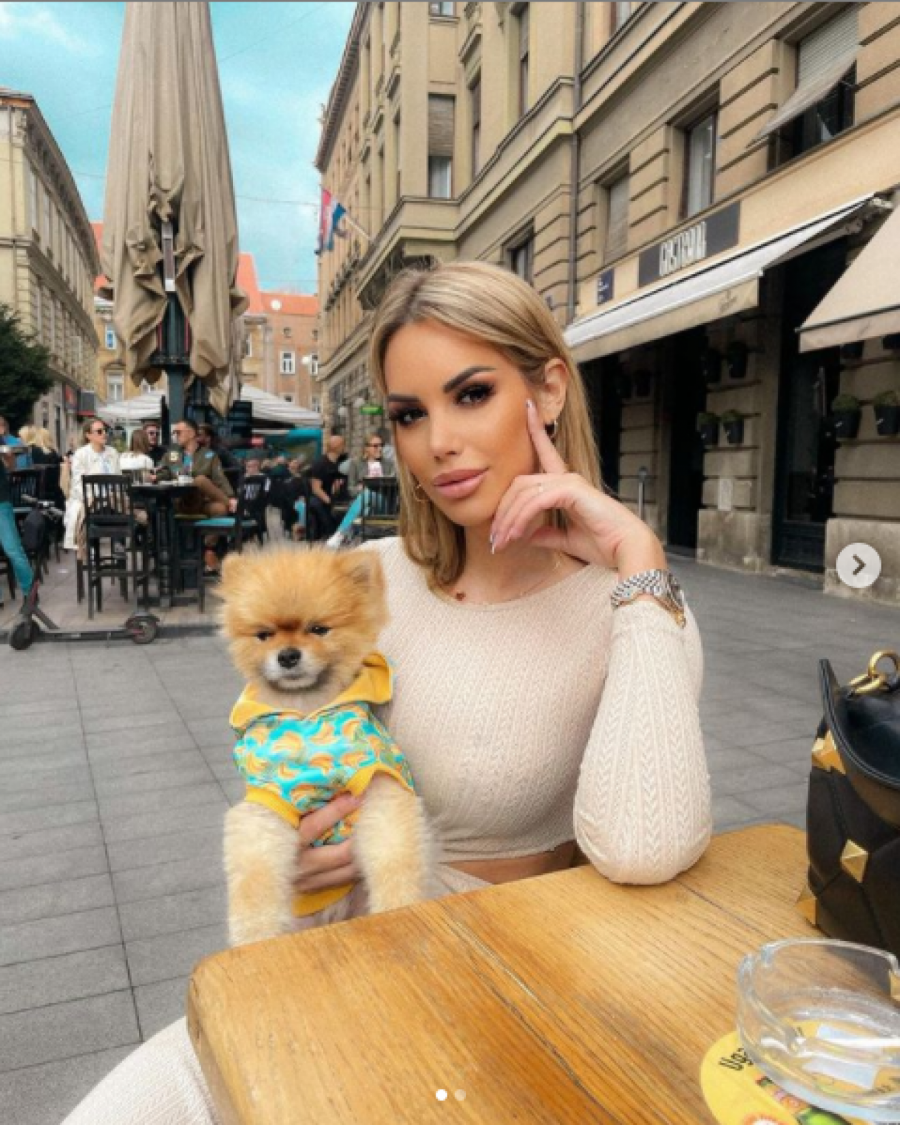 LJUDI MISLE DA SU SESTRE! Iva Grgurić pohvalila se majkom, evo kako ona izgleda u petoj deceniji