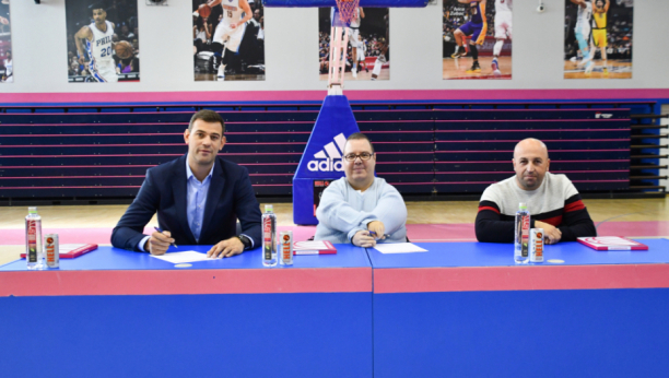 Mega podržala košarkaški klub u kolicima