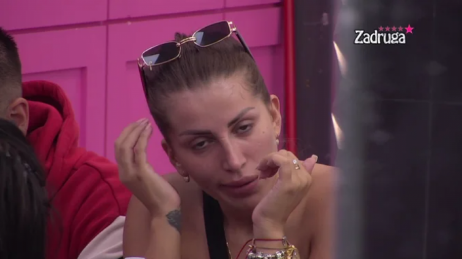 DALILA KONAČNO STAVILA TAČKU NA BRAK! Priznala da je godinama živela u laži, vratila devojačko prezime i iznela mišljenje o Dejanu!