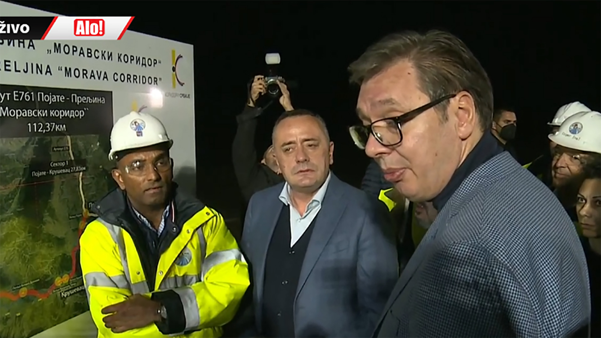 RADI SE PUNOM PAROM Vučić: Ponosan sam, ovo je najbolje organizovano gradilište! (FOTO)