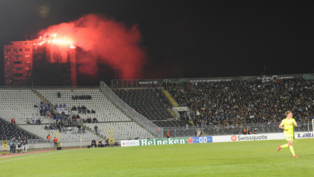 PARTIZAN IMA "IGRAČA VIŠE", GORI NEBO! Sjajna atmosfera na stadionu u Humskoj (VIDEO)
