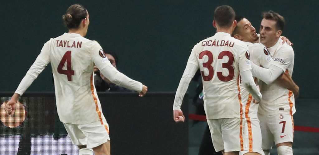 U MOSKVI UMIRU OD SMEHA Greška od nekoliko stotina miliona evra (FOTO)