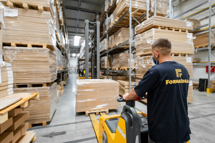 IZ SRCA ŠUMADIJE DO BLISKOG ISTOKA I LATINSKE AMERIKE