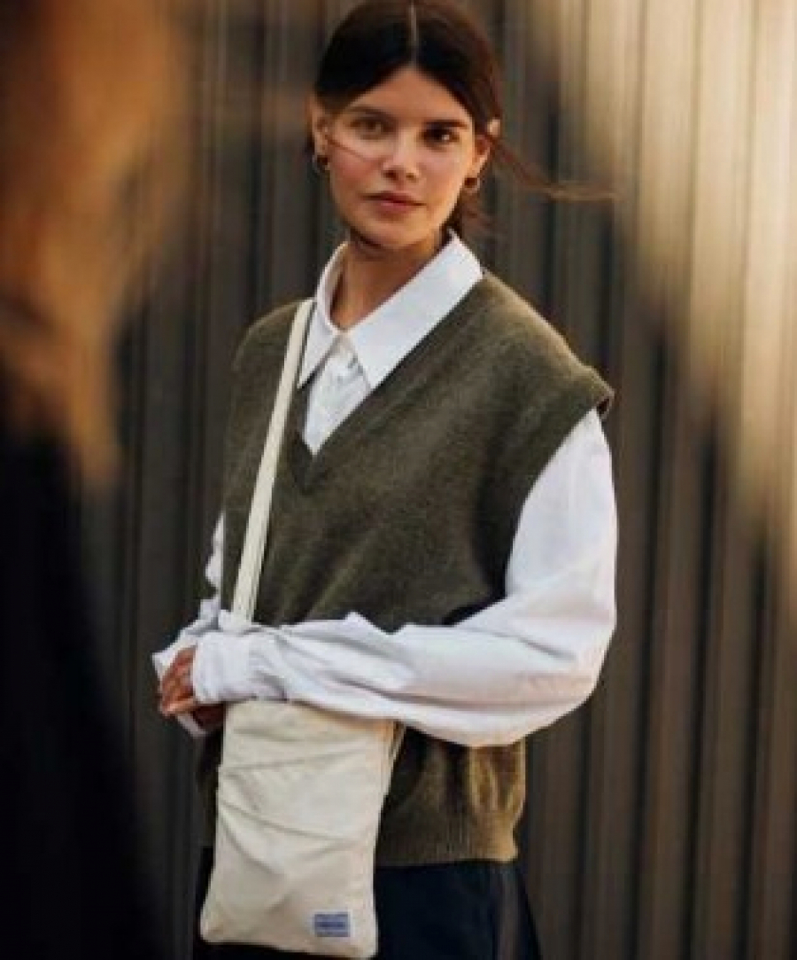 BUDITE U TRENDU Za jesenji hit komad proglašen je pulover, lako se kombinuje, a učiniće vaš izgled prefinjenim